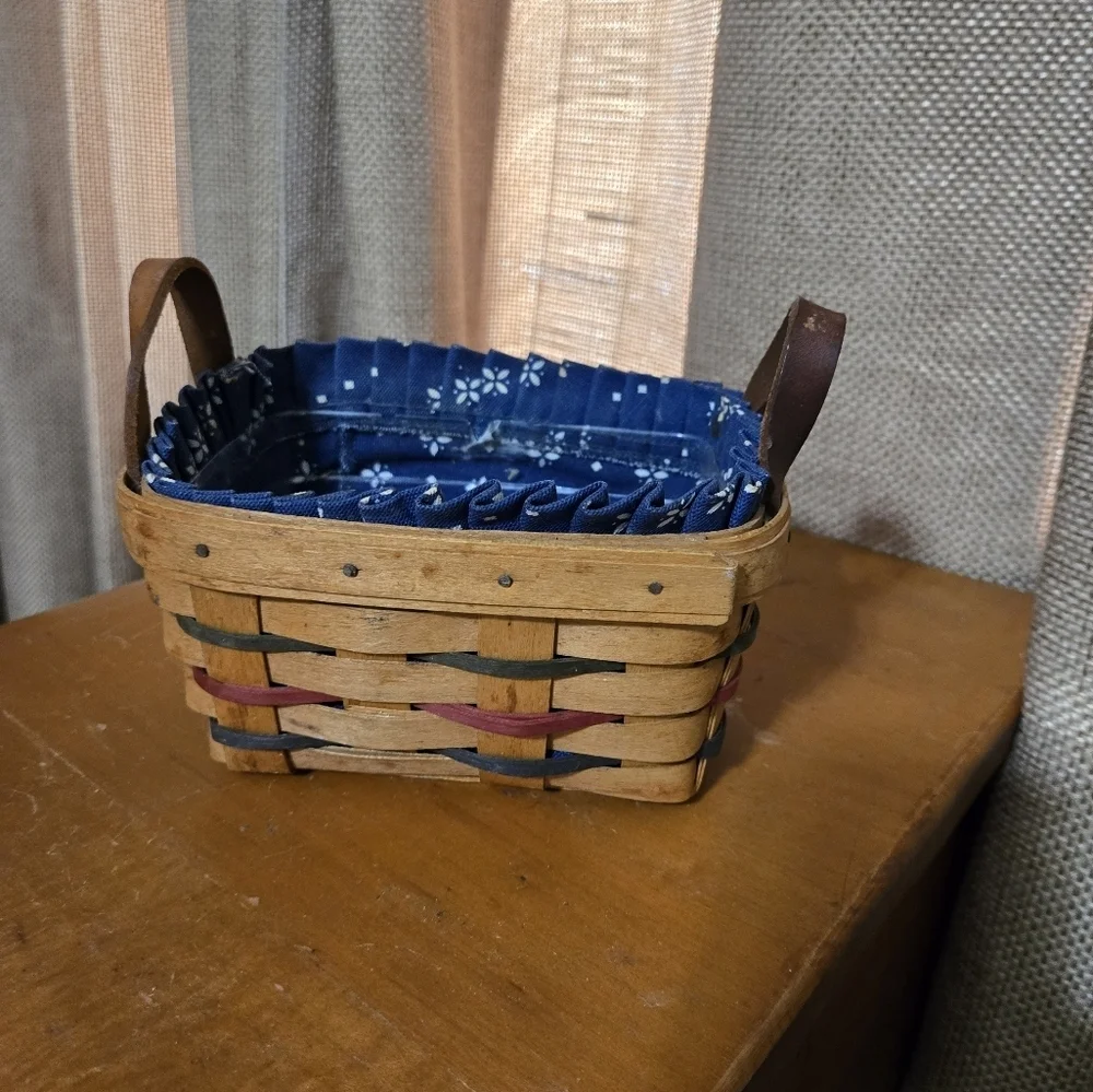 Longaberger Woven Tea Basket with Blue Liner & Plastic Protecter 1993 Signed